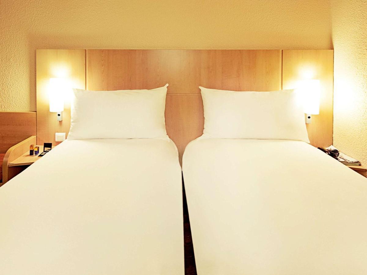 Ibis Alencon Hotell Eksteriør bilde
