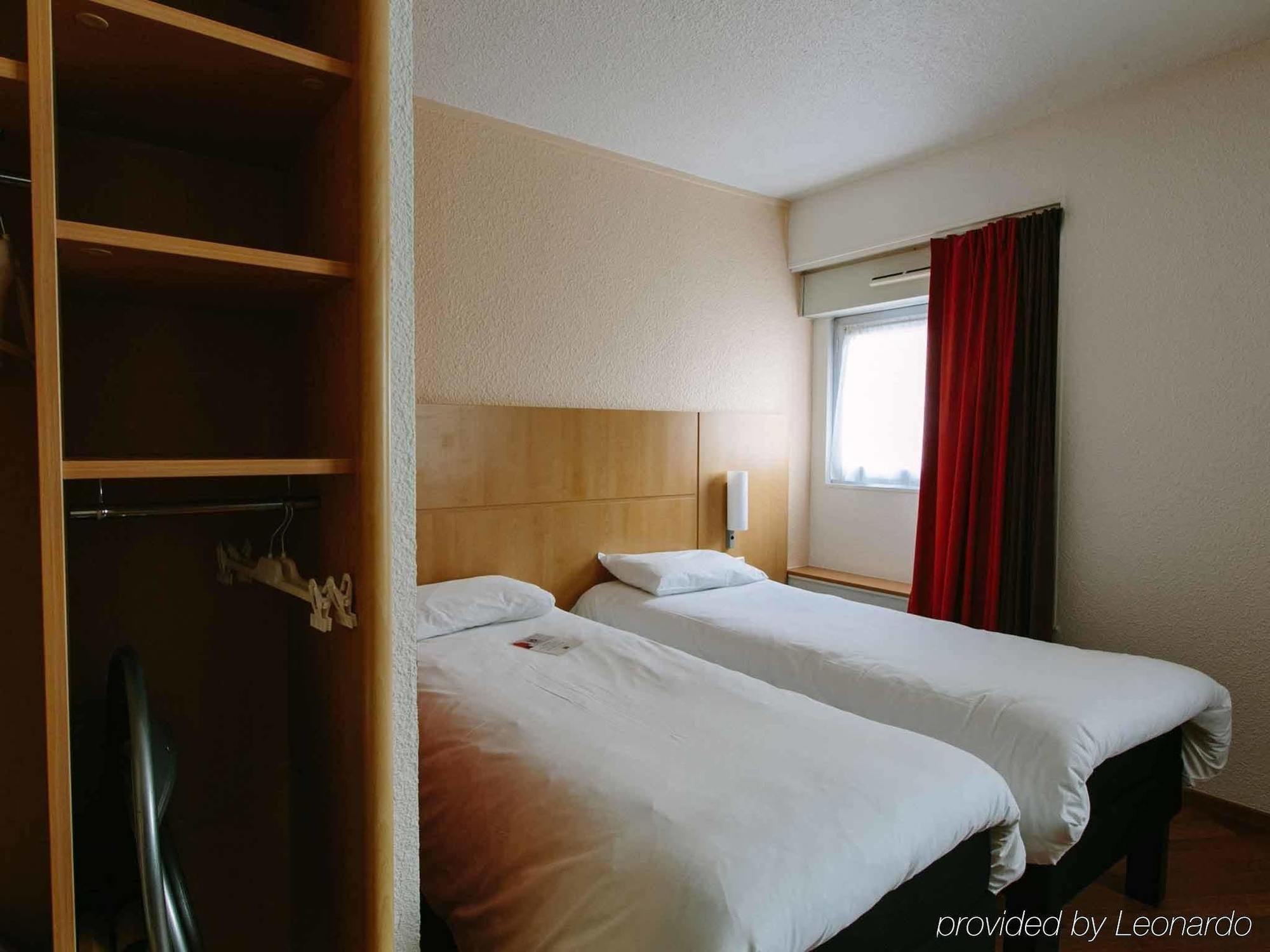 Ibis Alencon Hotell Eksteriør bilde